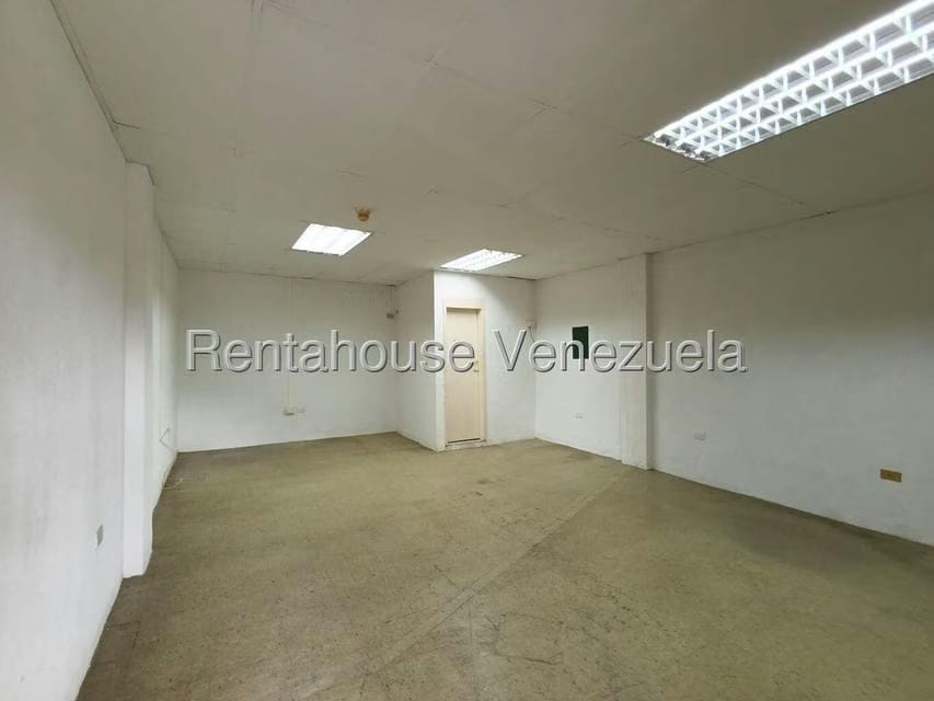 Comercial (Local Comercial) en Venta en Sabana Larga, Aragua - 23