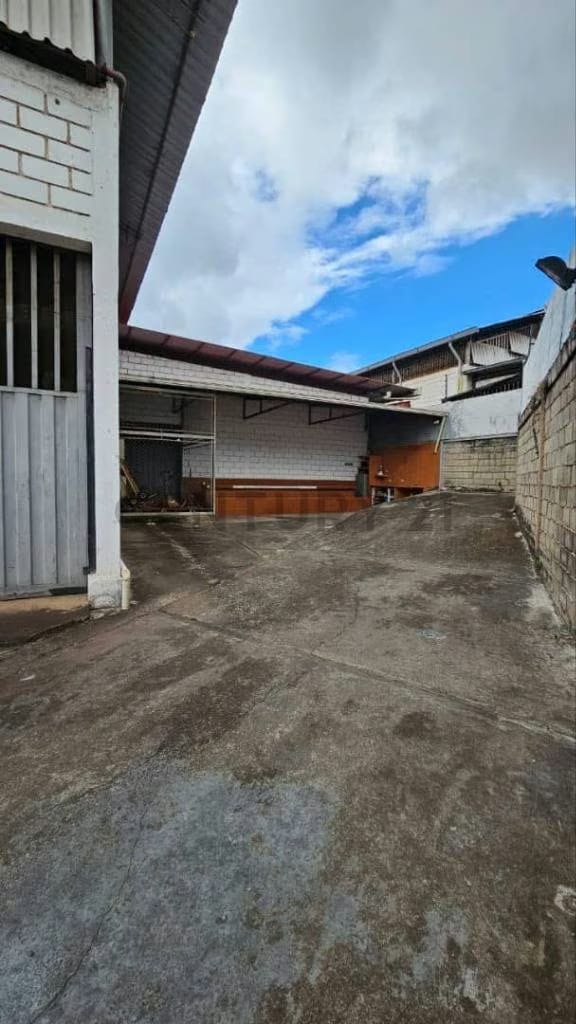 Venta galpón las lomas - 24