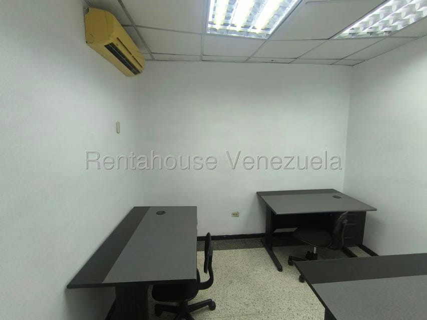 Comercial (Oficina) en Alquiler en Zona Industrial, Carabobo - 11