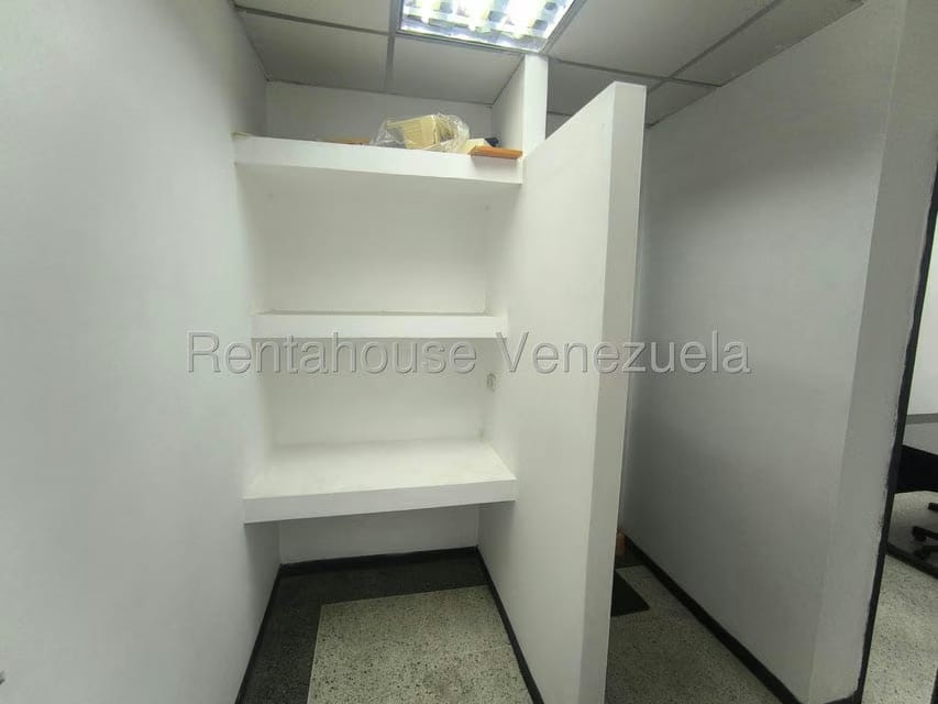 Comercial (Oficina) en Alquiler en Zona Industrial, Carabobo - 15