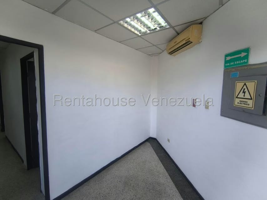 Comercial (Oficina) en Alquiler en Zona Industrial, Carabobo - 5