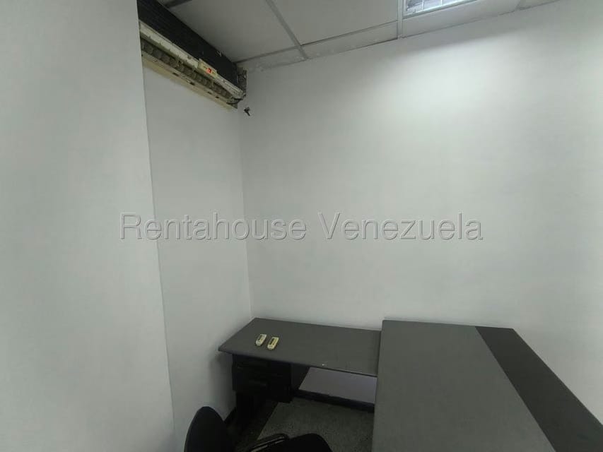 Comercial (Oficina) en Alquiler en Zona Industrial, Carabobo - 8
