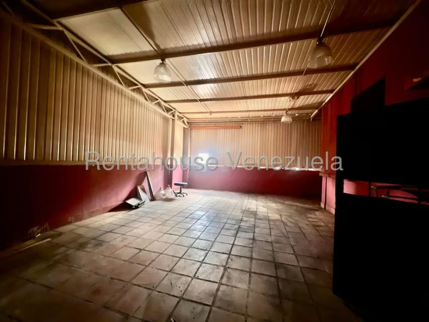 Comercial (Edificio) en Alquiler en La Urbina, Distrito Metropolitano - 20