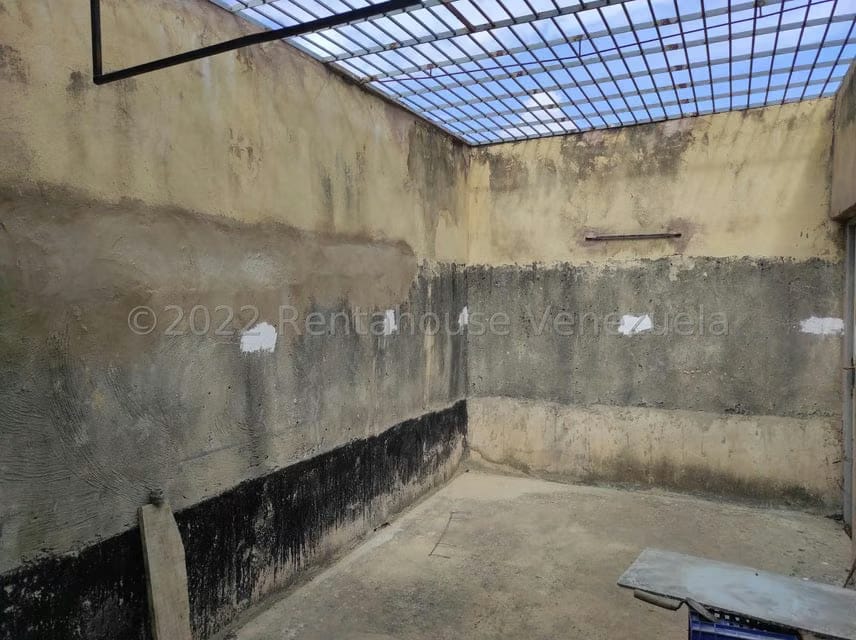 Comercial (Local Comercial) en Venta en Parque Valencia, Carabobo - 102