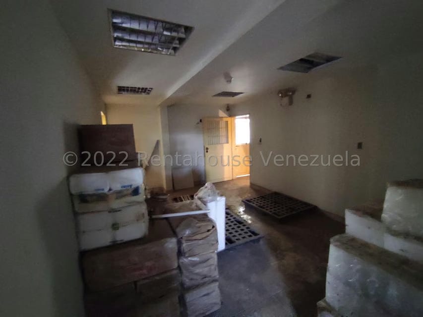 Comercial (Local Comercial) en Venta en Parque Valencia, Carabobo - 116