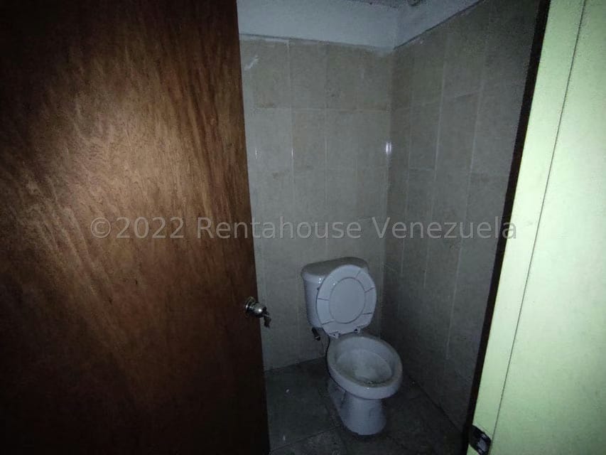 Comercial (Local Comercial) en Venta en Parque Valencia, Carabobo - 122