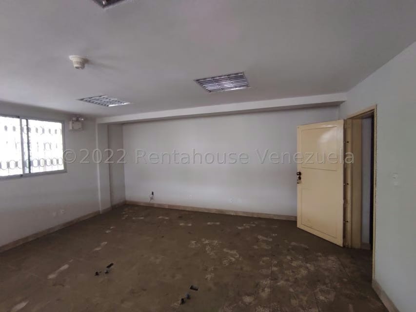 Comercial (Local Comercial) en Venta en Parque Valencia, Carabobo - 126