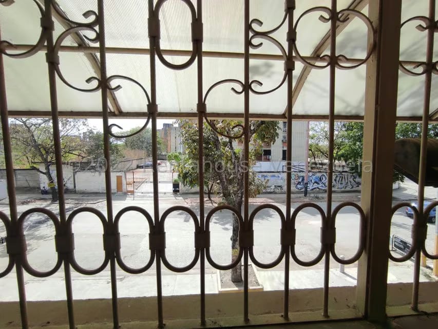 Comercial (Local Comercial) en Venta en Parque Valencia, Carabobo - 132