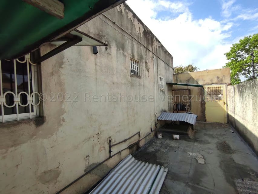 Comercial (Local Comercial) en Venta en Parque Valencia, Carabobo - 145