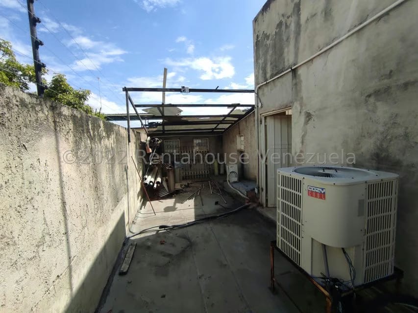 Comercial (Local Comercial) en Venta en Parque Valencia, Carabobo - 147