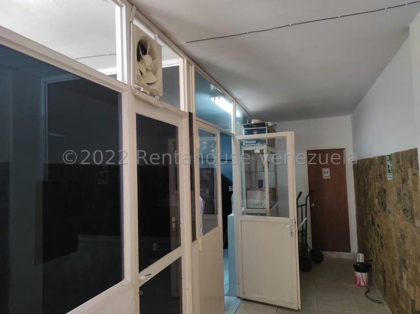 Comercial (Local Comercial) en Venta en Parque Valencia, Carabobo - 159