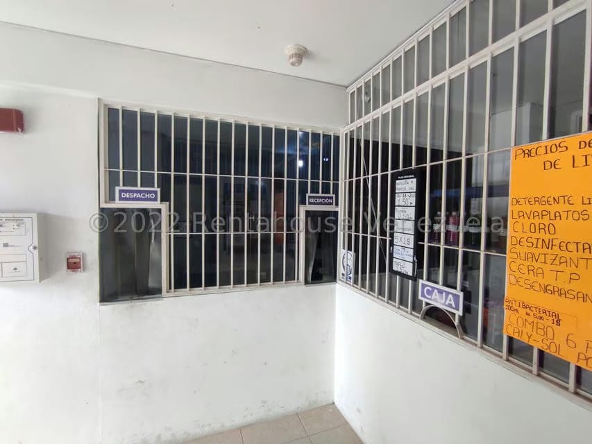 Comercial (Local Comercial) en Venta en Parque Valencia, Carabobo - 169