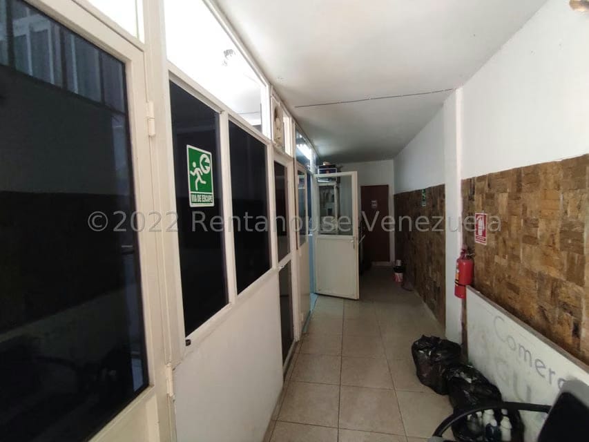 Comercial (Local Comercial) en Venta en Parque Valencia, Carabobo - 170