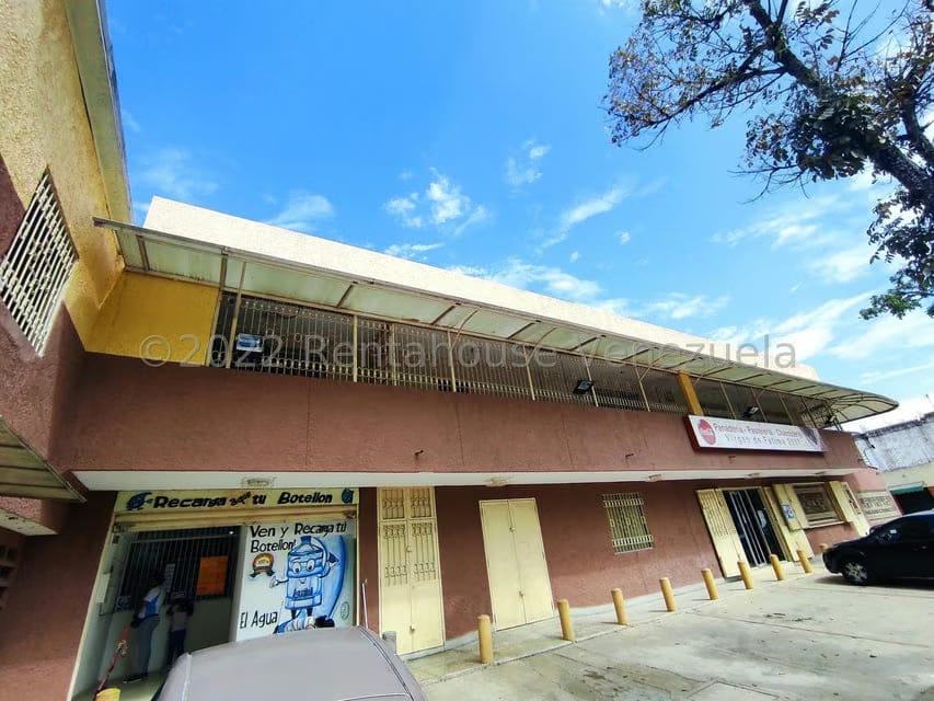 Comercial (Local Comercial) en Venta en Parque Valencia, Carabobo - 181
