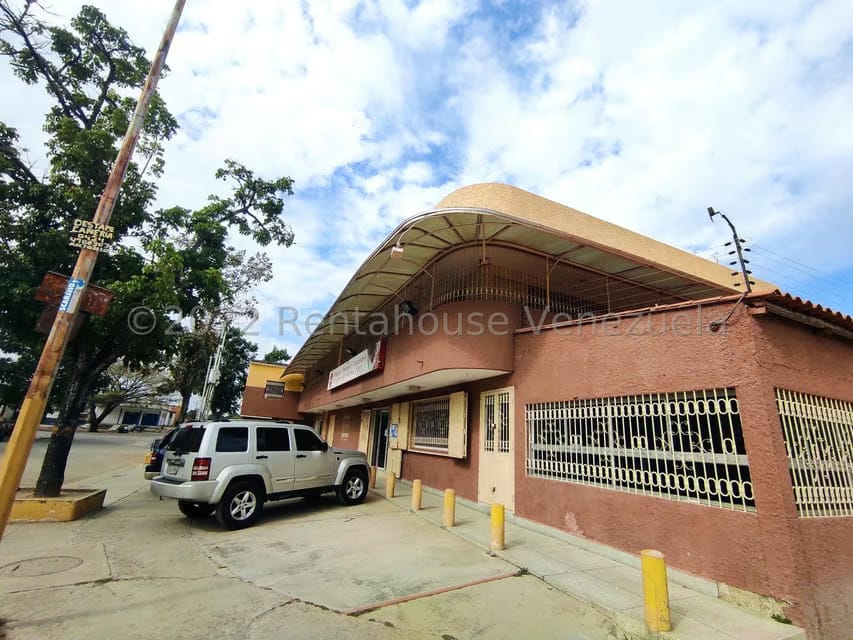 Comercial (Local Comercial) en Venta en Parque Valencia, Carabobo - 207