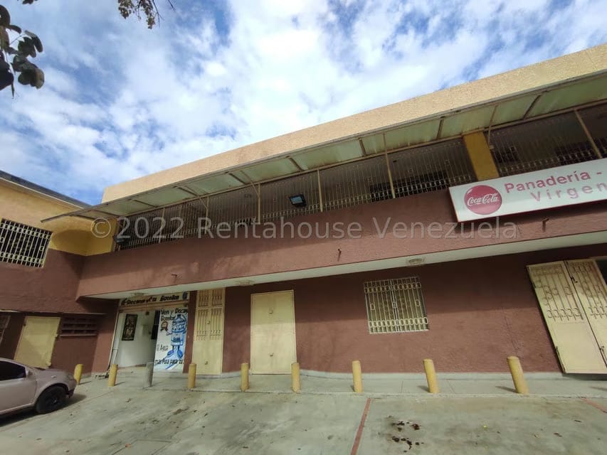 Comercial (Local Comercial) en Venta en Parque Valencia, Carabobo - 210