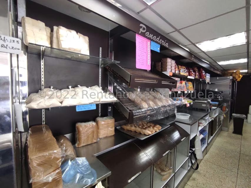 Comercial (Local Comercial) en Venta en Parque Valencia, Carabobo - 25