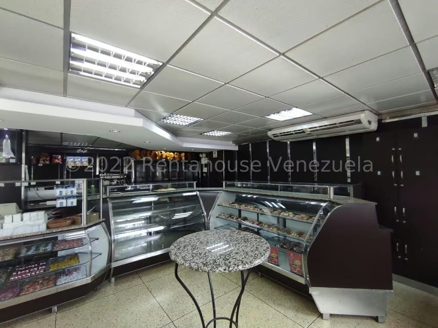 Comercial (Local Comercial) en Venta en Parque Valencia, Carabobo - 4