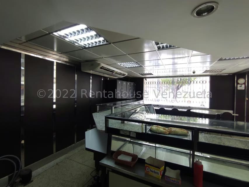 Comercial (Local Comercial) en Venta en Parque Valencia, Carabobo - 33