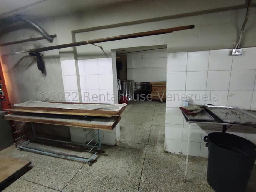 Comercial (Local Comercial) en Venta en Parque Valencia, Carabobo - 46