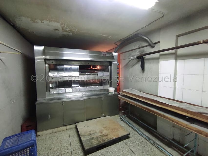 Comercial (Local Comercial) en Venta en Parque Valencia, Carabobo - 47
