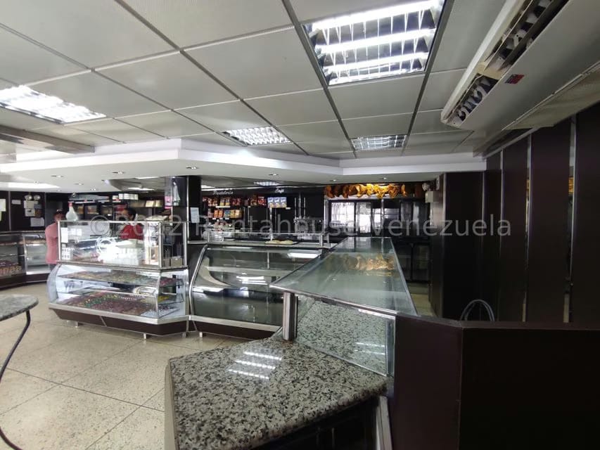 Comercial (Local Comercial) en Venta en Parque Valencia, Carabobo - 6