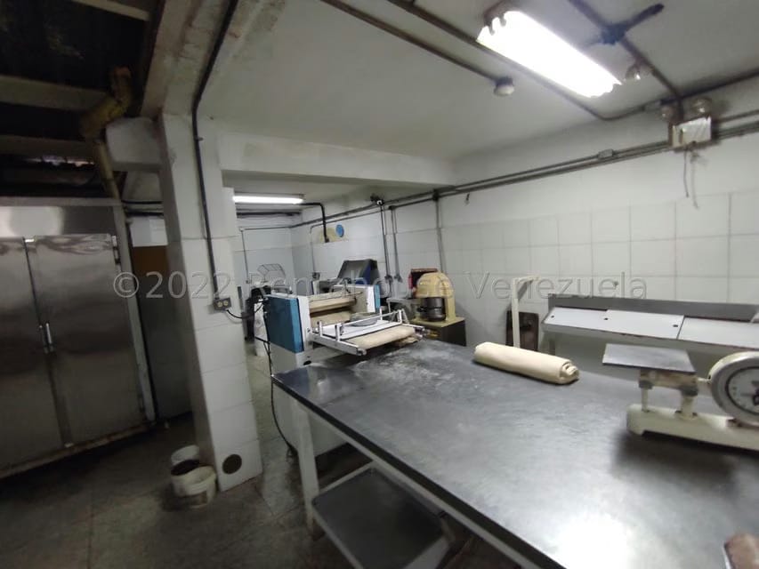 Comercial (Local Comercial) en Venta en Parque Valencia, Carabobo - 64