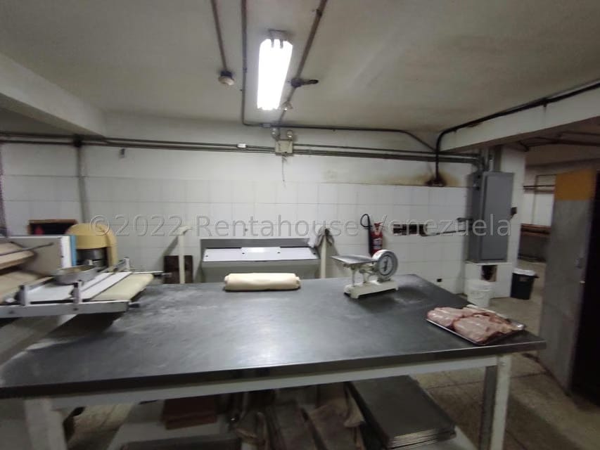 Comercial (Local Comercial) en Venta en Parque Valencia, Carabobo - 68