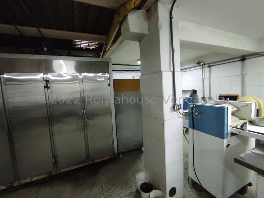 Comercial (Local Comercial) en Venta en Parque Valencia, Carabobo - 69