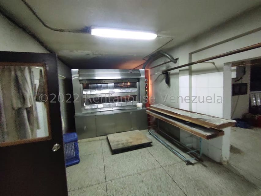 Comercial (Local Comercial) en Venta en Parque Valencia, Carabobo - 71