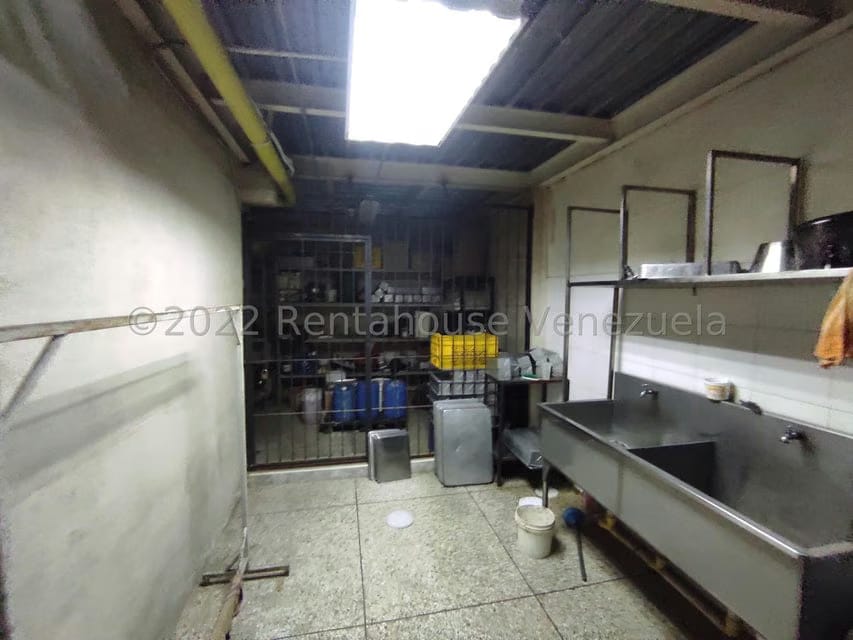 Comercial (Local Comercial) en Venta en Parque Valencia, Carabobo - 79
