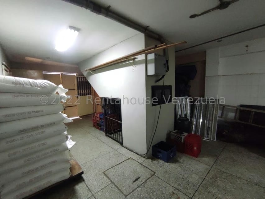 Comercial (Local Comercial) en Venta en Parque Valencia, Carabobo - 89