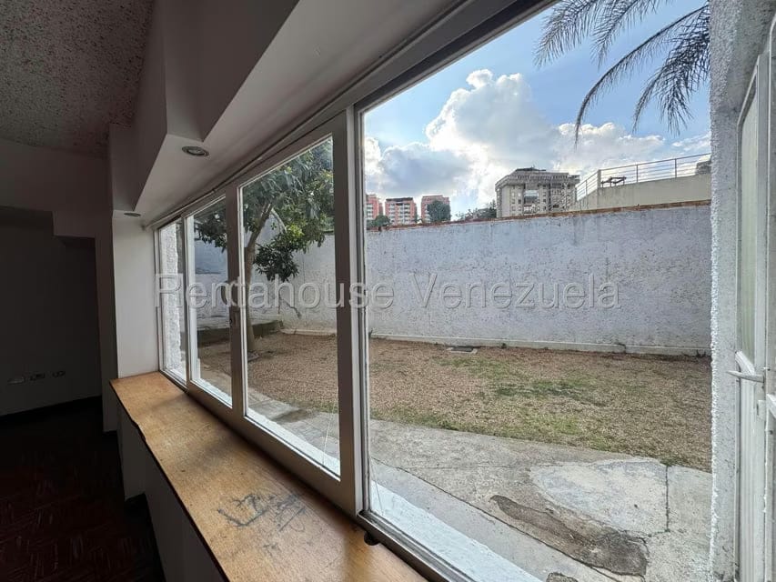 Casa (Multipes Niveles) en Alquiler en Colinas de Bello Monte, Distrito Metropolitano - 11