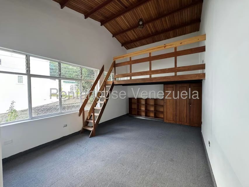 Casa (Multipes Niveles) en Alquiler en Colinas de Bello Monte, Distrito Metropolitano - 5