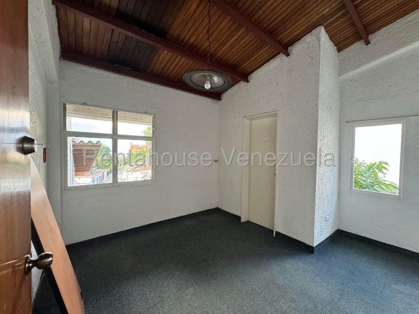 Casa (Multipes Niveles) en Alquiler en Colinas de Bello Monte, Distrito Metropolitano - 6