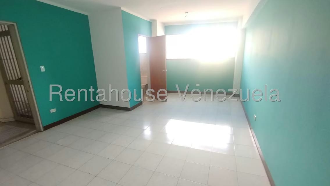 Comercial (Oficina) en Alquiler en Municipio Guaicaipuro, Miranda - 6