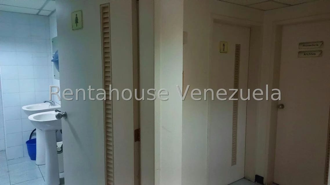 Comercial (Local Comercial) en Venta en El Cafetal, Distrito Metropolitano - 12