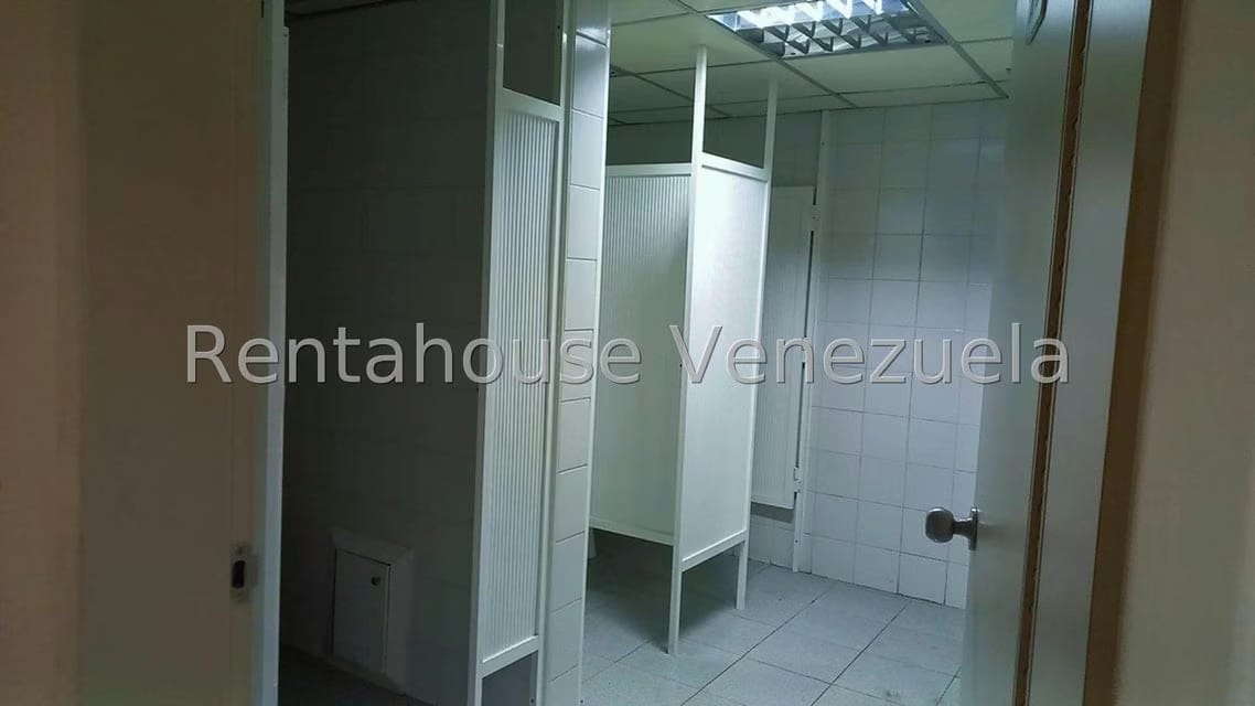 Comercial (Local Comercial) en Venta en El Cafetal, Distrito Metropolitano - 13