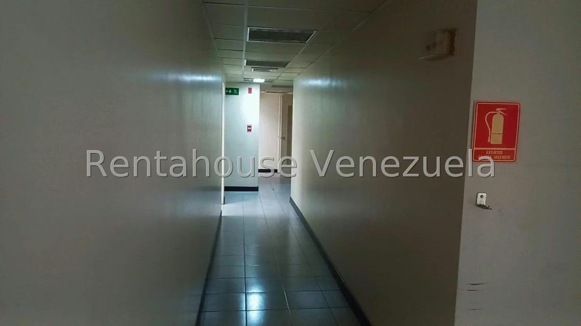 Comercial (Local Comercial) en Venta en El Cafetal, Distrito Metropolitano - 21