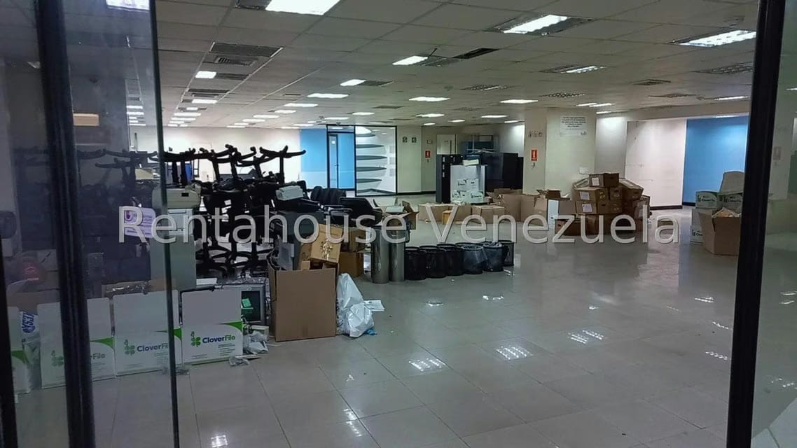 Comercial (Local Comercial) en Venta en El Cafetal, Distrito Metropolitano - 4
