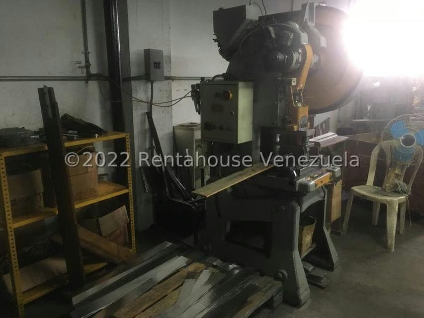Comercial (Local Comercial) en Venta en Lebrun, Distrito Metropolitano - 8