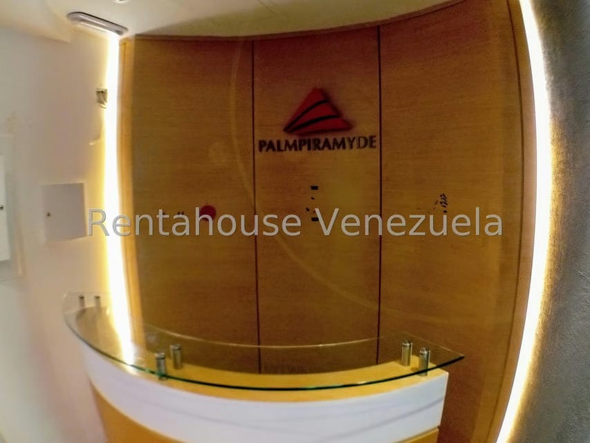 Comercial (Oficina) en Alquiler en Macaracuay, Distrito Metropolitano - 3