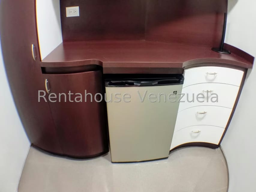 Comercial (Oficina) en Alquiler en Macaracuay, Distrito Metropolitano - 23