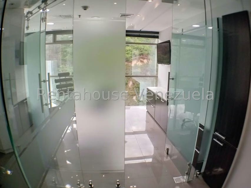 Comercial (Oficina) en Alquiler en Macaracuay, Distrito Metropolitano - 4