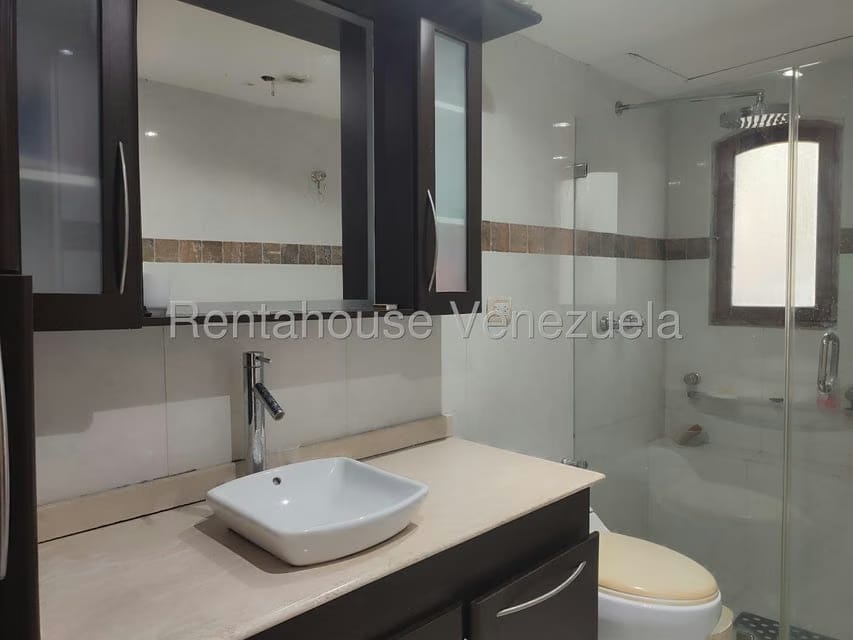 Apartamento (1 Nivel) en Alquiler en Complejo Turistico EL Morro, Anzoategui - 5
