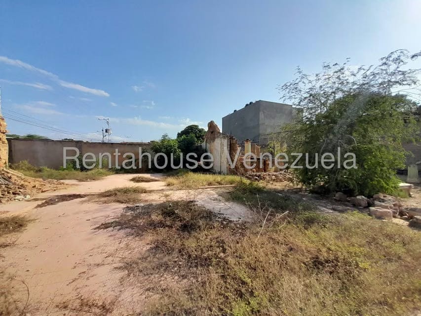 Terreno (Comercial) en Venta en Centro, Falcon - 8