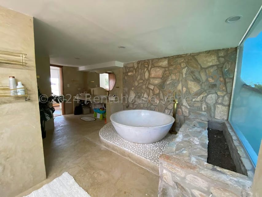 Casa (Duplex) en Venta en Guacuco, Nueva Esparta - 28