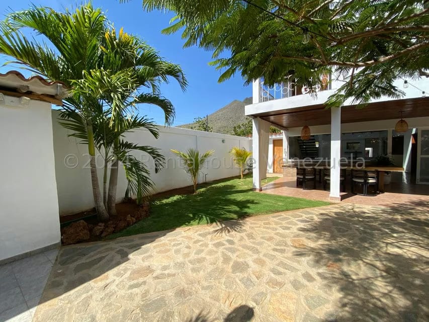 Casa (Duplex) en Venta en Guacuco, Nueva Esparta - 33