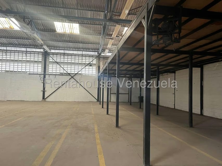 Comercial (Local Comercial) en Alquiler en Zona Industrial San Vicente, Aragua - 11