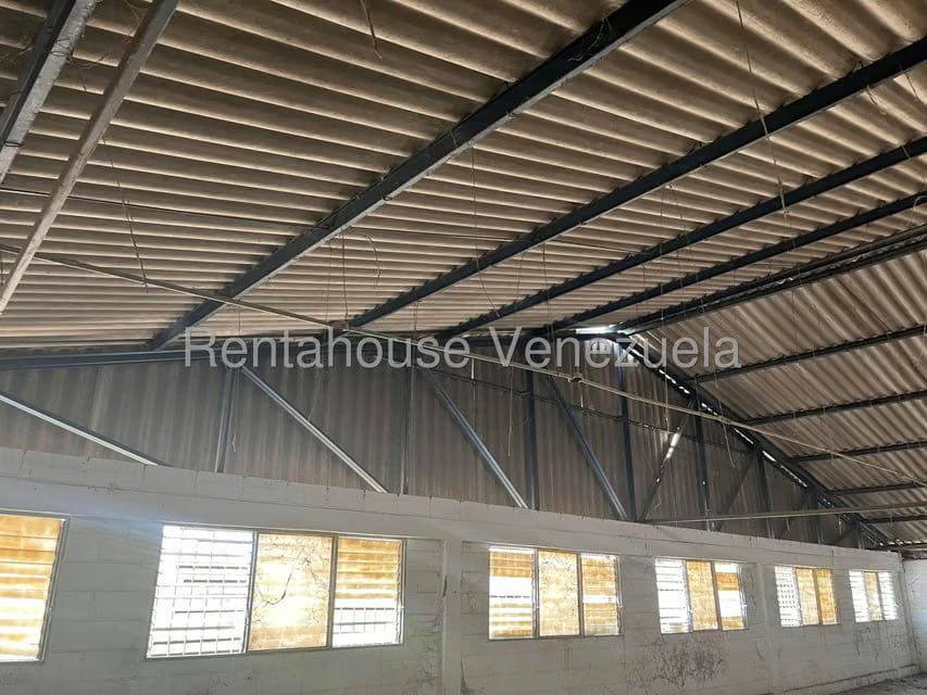 Comercial (Local Comercial) en Alquiler en Zona Industrial San Vicente, Aragua - 17